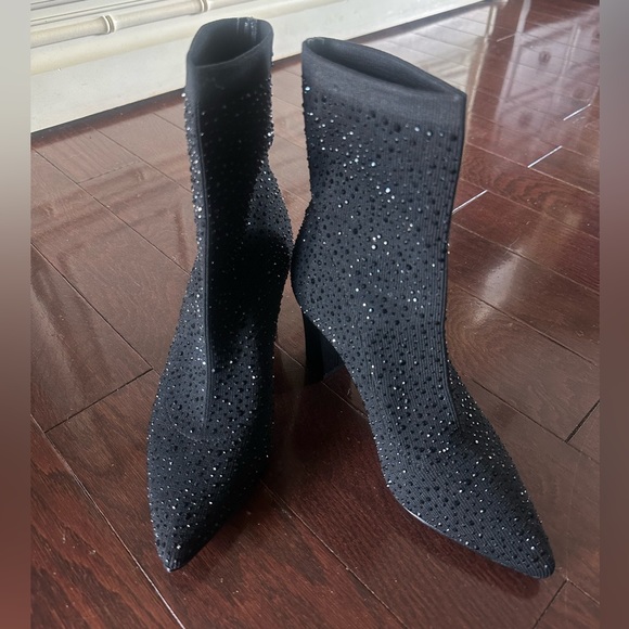 Black Boots - Picture 1 of 6